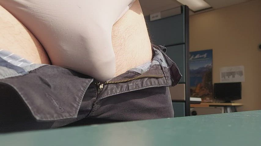 [m] bored at work, available to play!