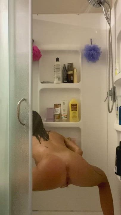 Clit Rubbing Fingering Shower clip