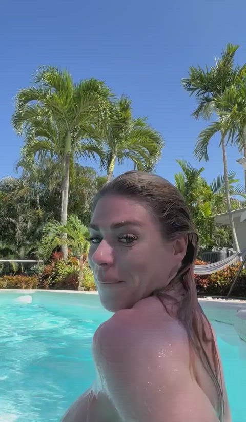 ass big tits fit fitness outdoor pool swimming pool thick clip
