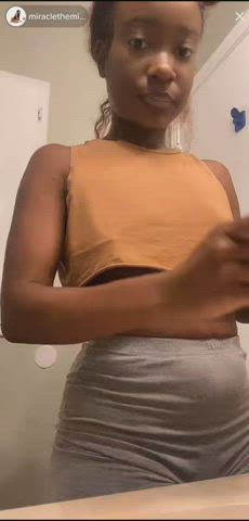 areolas boobs braless ebony flashing nipple nipples nipslip tits clip