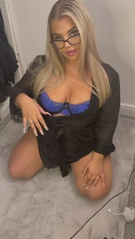 boobs british lingerie onlyfans tease teasing clip