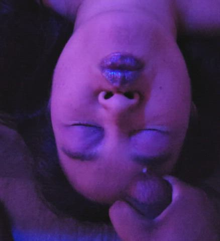 Cumshot Facial for my Thai gf covering her eye