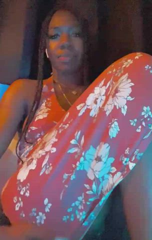 Amateur Ebony Tease clip