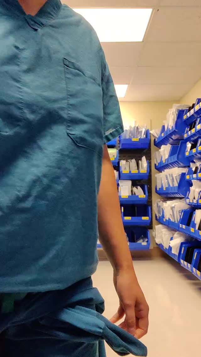 Titty Drop at work 😸