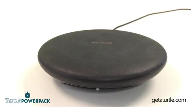 Charging Turtle Powerpack with Wireless Charging Pad