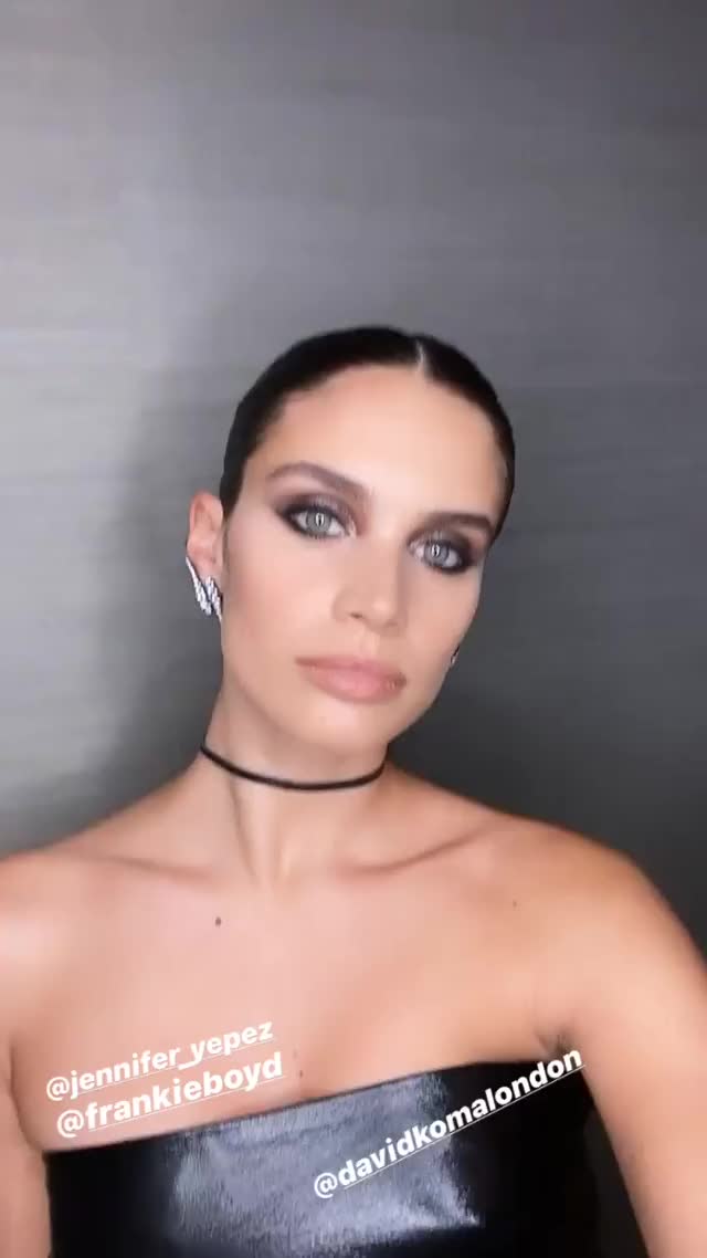 Sara Sampaio clip