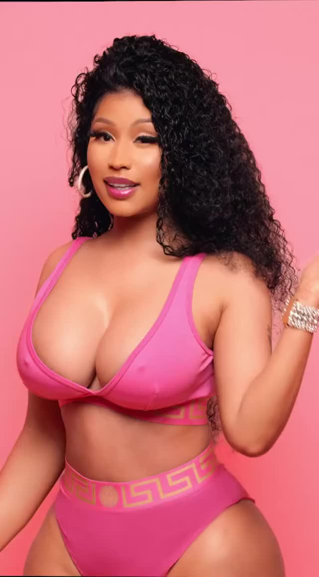 Nicki-Minaj-Sexy-hotcelebstube