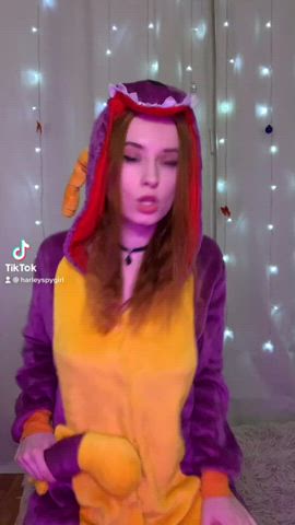 teen tiktok tits clip