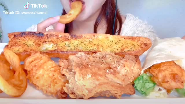  #KFC の #新作 #スイーツちゃんねる #tiktokグルメ #食事ログ #飯テロ