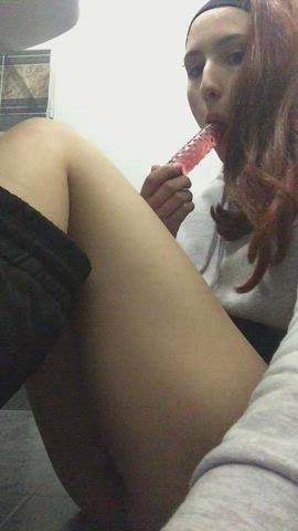 bathroom creamy pussy to mouth redhead sucking toy clip