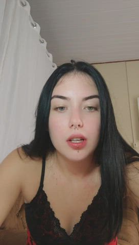 brazilian brunette skinny clip