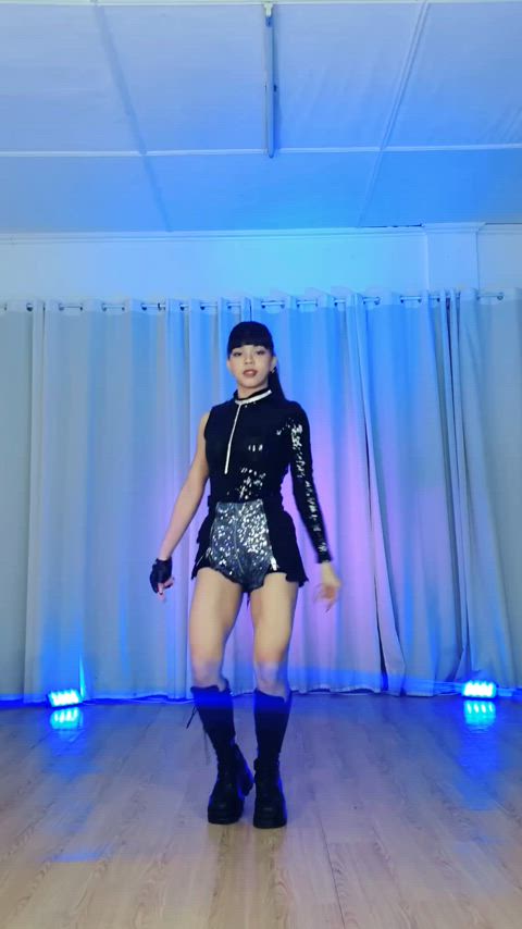 brunette dancing tease kpop clip