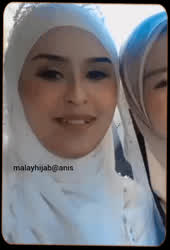 Big Tits Hijab Malaysian Pornstar clip