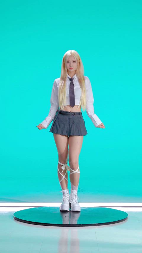 blonde dancer dancing skirt tease kpop clip