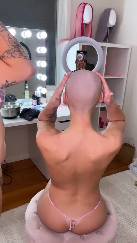 Me & my girlfriend shaved each others heads! 👩🏼‍🦲🪒💕