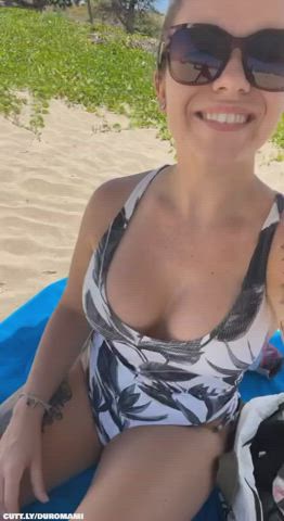 Amateur Beach Big Tits Flashing Hotwife MILF Natural Tits Outdoor Public clip