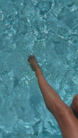 Swimming Pool Feet Feet Fetish clip