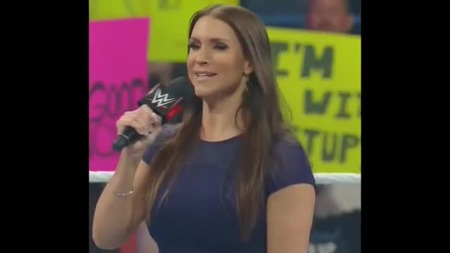 Stephanie looked amazing here!