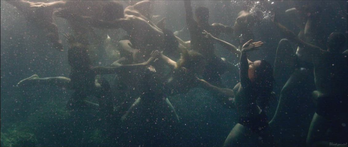Underwater (Narcose (FR2013))