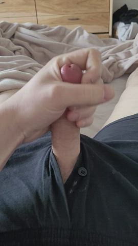 [Kik: Buzz_lightyear99] I've been playing a jerking game all day. Looking to play