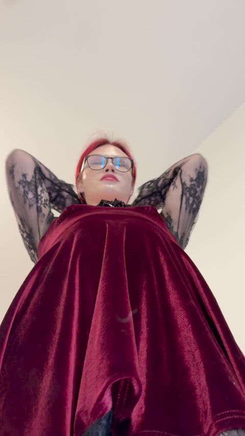 I wanna worship her trans cock 