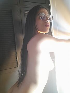 18 Years Old Big Tits Glasses Latina Nude Art Small Nipples Teen Teens Porn Image