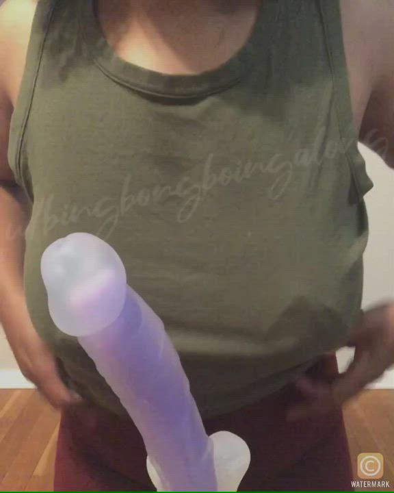 Quick titties! Don’t mind what’s blocking the view :) [oc] [drop]