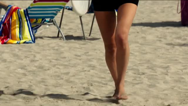 Alexandra Daddario - Baywatch - introductory scene in film, in wetsuit