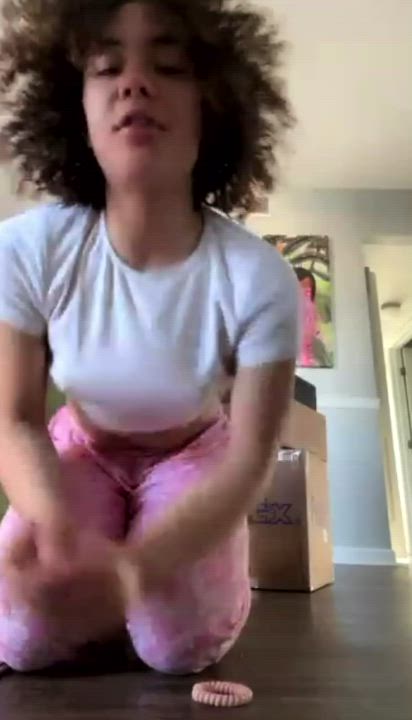 Amateur Boobs Bouncing Bouncing Tits Ebony Homemade clip