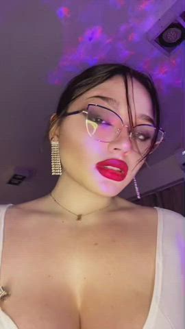 Bubble Butt Glasses Hourglass Latina Lips Pretty Thick clip