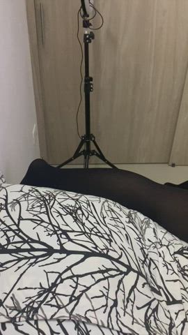 I record my cousin and she realizes she just wants my hard cock