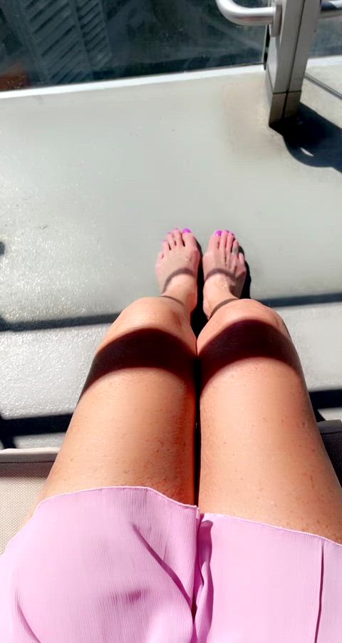 barefootmilf dirty feet feet foot fetish long legs milf mature mom mrsrobinson toes