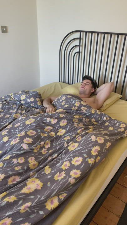 When you finally move to a new place with no roommates π (redgifs for audio)