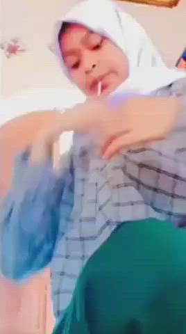 boobs flashing hijab indonesian tiktok clip