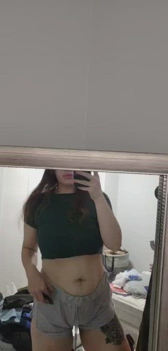 Would any older guys like to fuck my young curvy body?