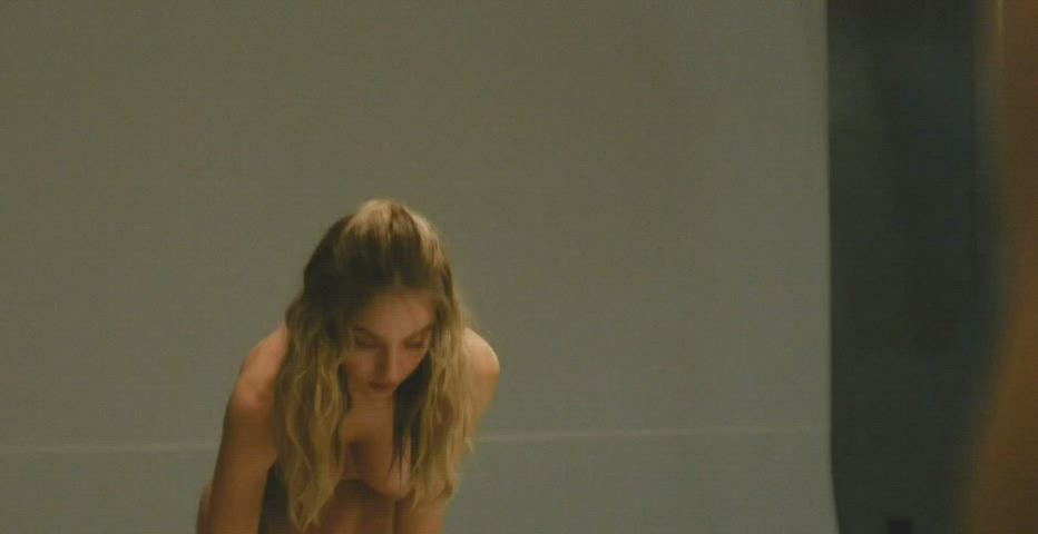 Celebrity Nude Tits clip