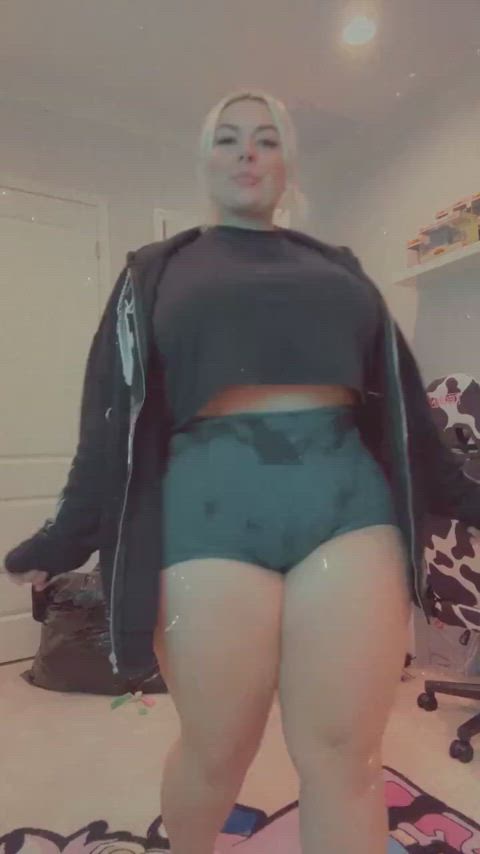 ass bbw big ass booty pawg shorts thick twerking clip