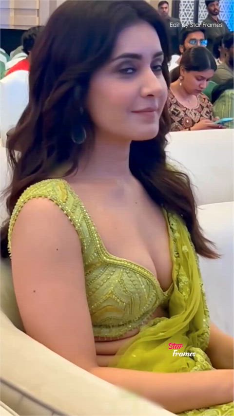 Raashi Khanna 