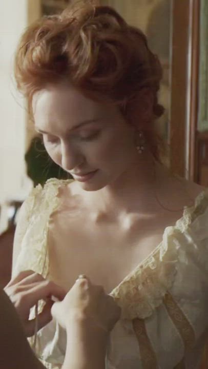 Eleanor Tomlinson topless in Colette (HD) cropped