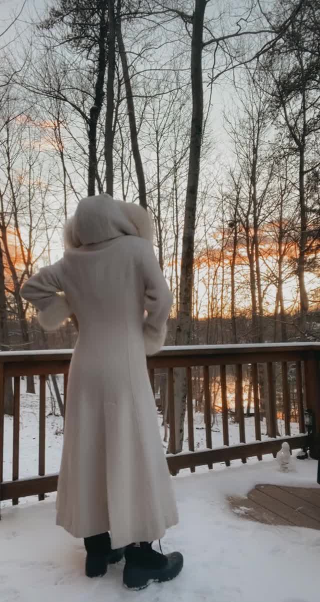 Winter Flasher snow (31F OC)