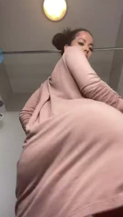 You can see the jiggle through the dress