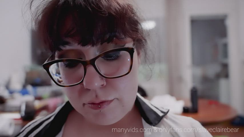 Big Tits Glasses Handjob Jerk Off Mom Nails Nipple Piercing Pierced Role Play clip