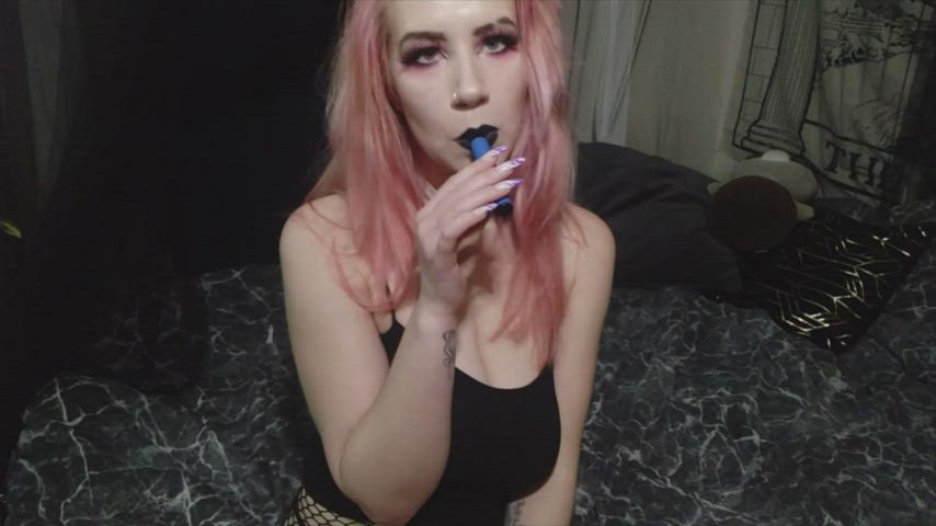 British Choker Female Goth Kinky Laughing Scottish Seduction clip