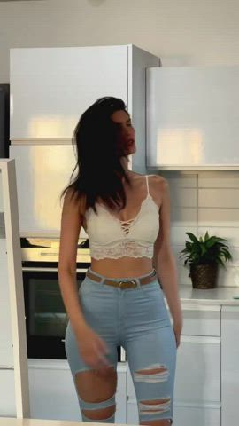 Ass Brunette Jeans clip