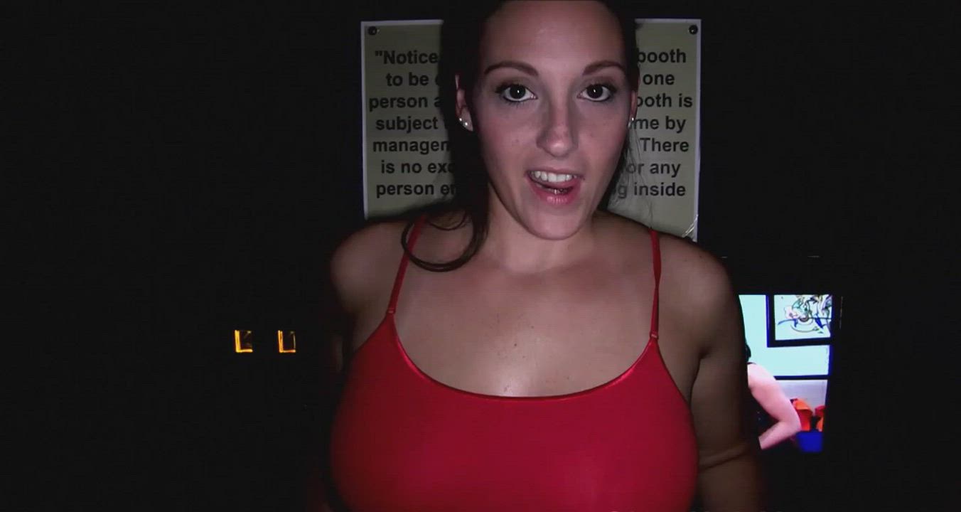 Revealing and Bouncing Boobs