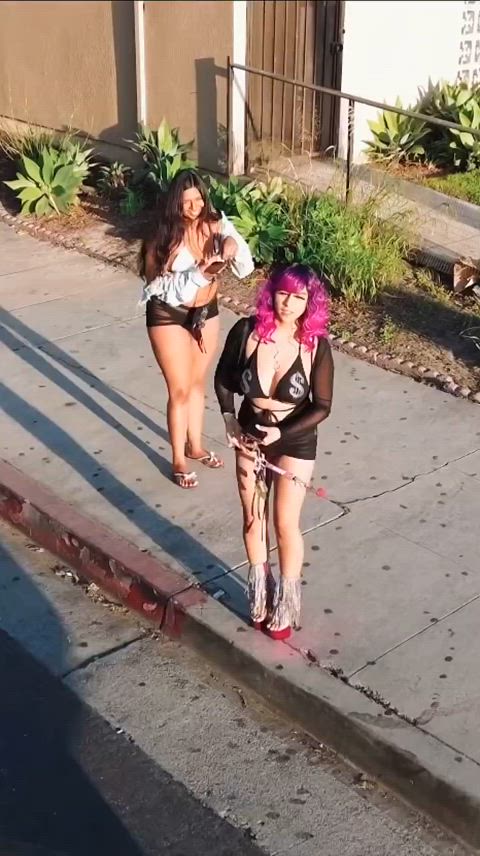 big tits boobs emo escort goth happy ending huge tits prostitute tits pink hair clip