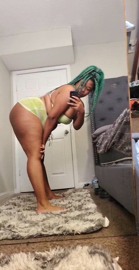 booty dancing ebony thick twerking clip