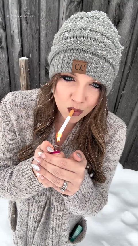 Smoke in the snow ❄️ 