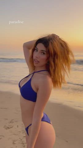 bikini latina model redhead thick tits clip