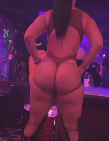 Big Ass Thick Twerking clip